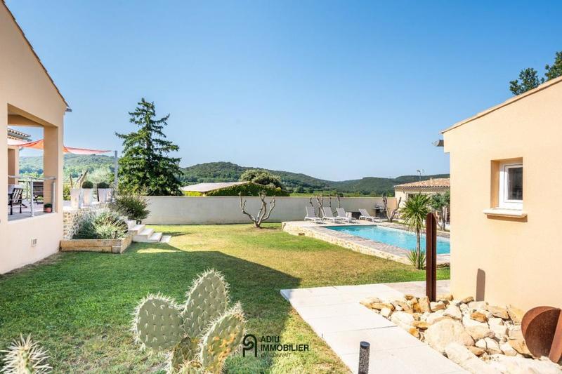 Villa - 198 m² - 7 pièces