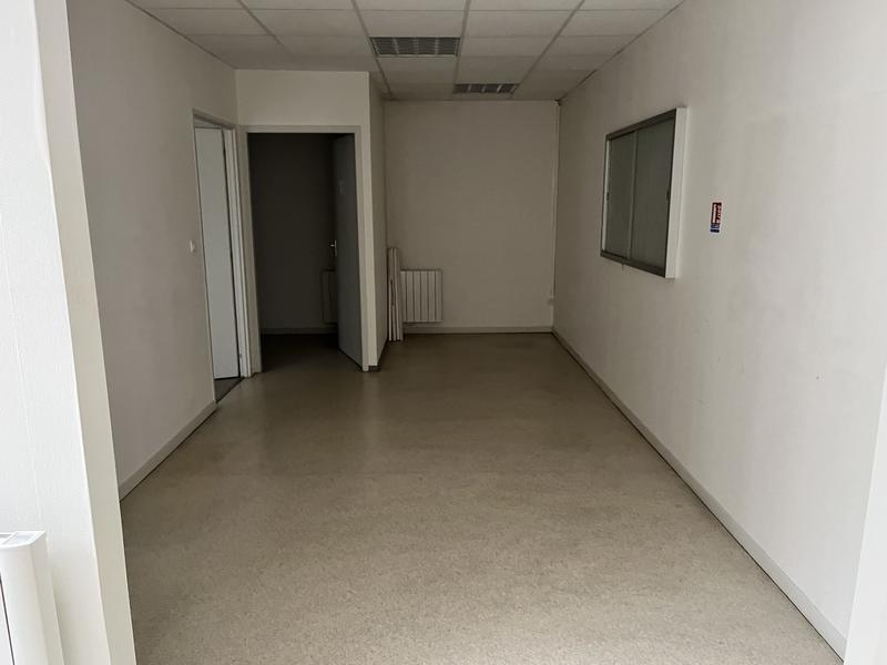 Bureau - 126 m² - 3 pièces