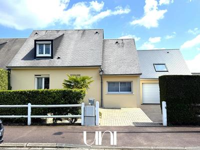 Maison - 95 m² - 5 pièces