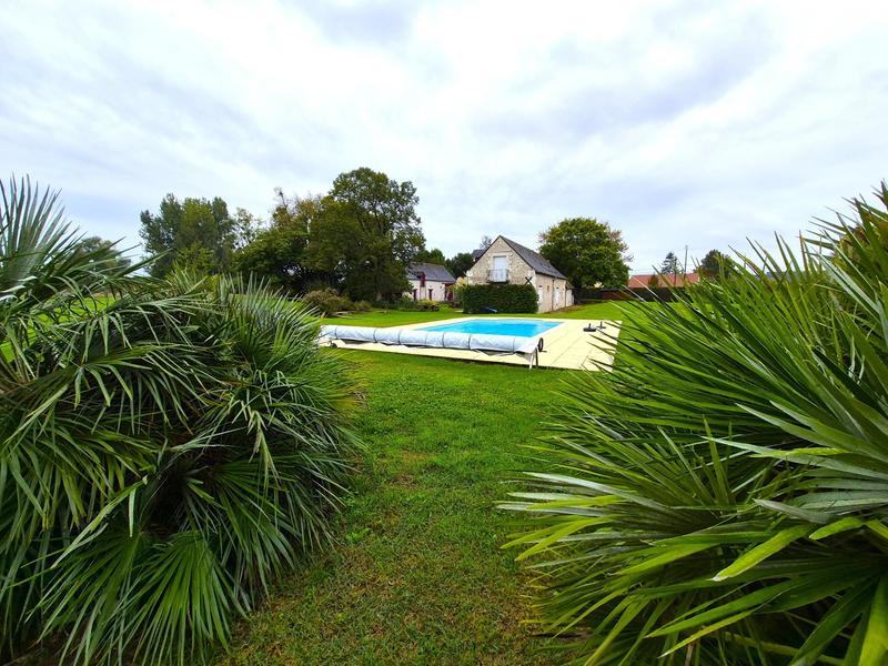 Propriété - 163 m² - 6 pièces