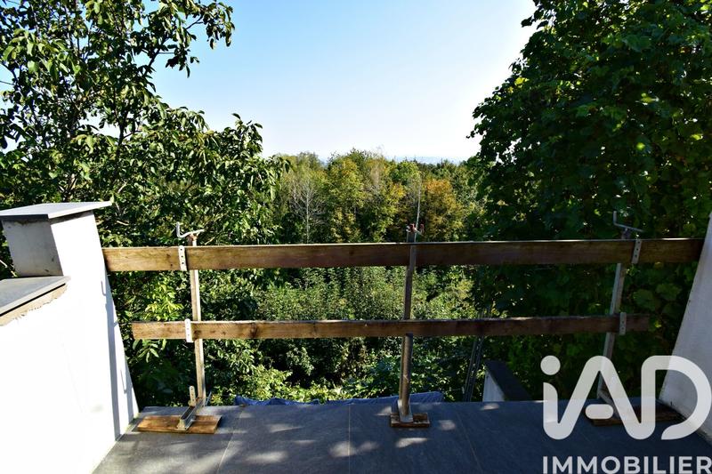 Maison - 211 m² - 8 pièces