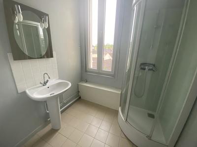 Appartement - 95 m² - 3 pièces