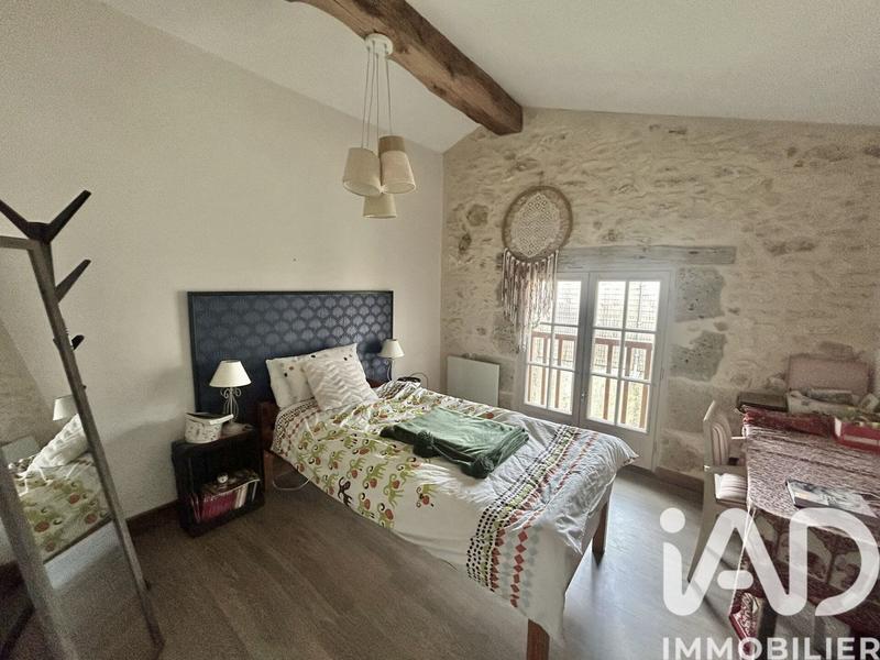 Maison - 180 m² - 10 pièces