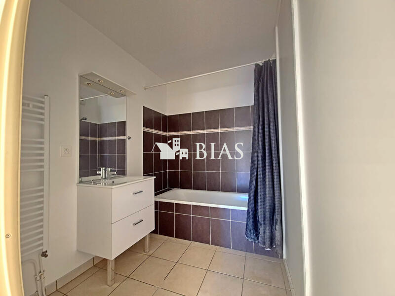 Appartement - 63 m² - 3 pièces