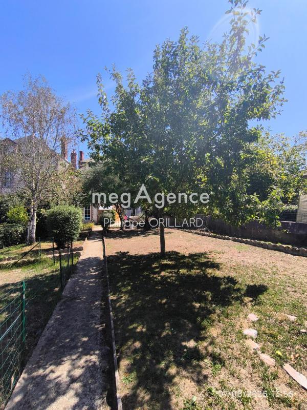 Maison - 180 m² - 7 pièces