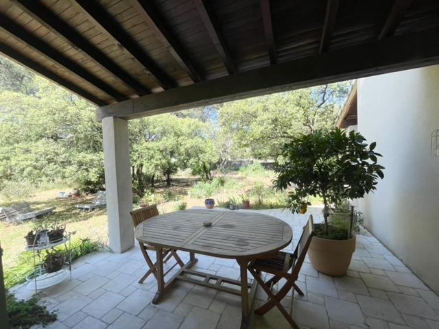 Maison - 224 m² - 7 pièces