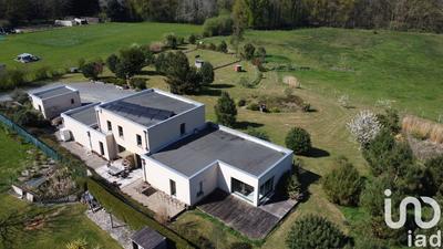 Maison de maîtres - 276 m² - 10 pièces