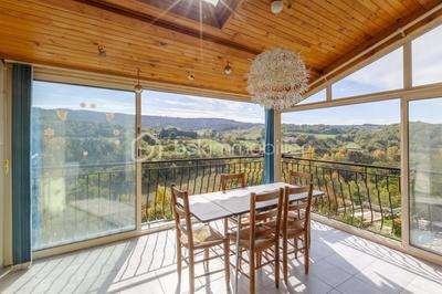 Propriété - 117 m² - 5 pièces