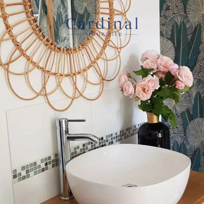 Maison - 150 m² - 8 pièces