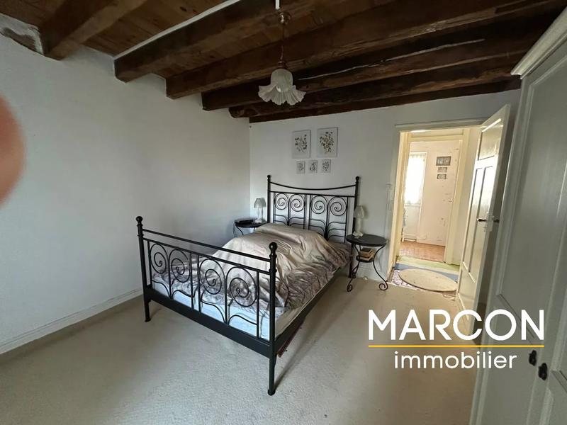 Immeuble mixte - 103 m² - 9 pièces