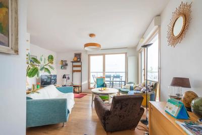 Duplex - 94 m² - 4 pièces