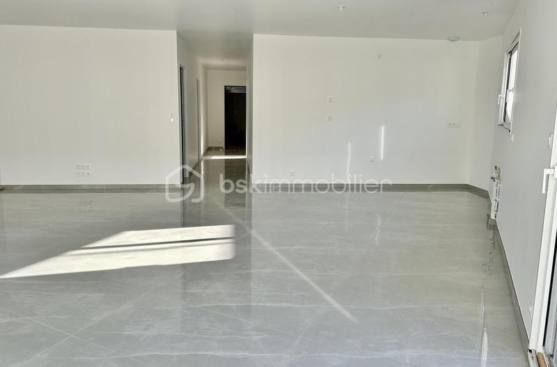 Villa - 95 m² - 4 pièces