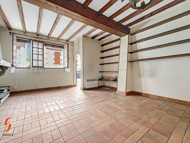 Maison - 95 m² - 5 pièces