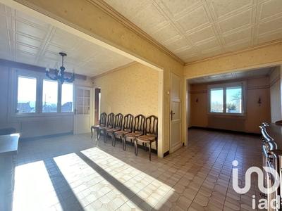 Maison - 90 m² - 5 pièces