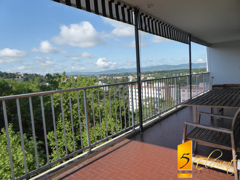 Appartement - 119 m² - 5 pièces