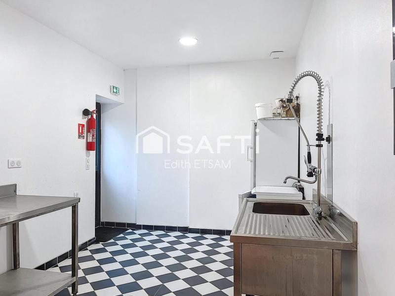 Maison - 605 m² - 11 pièces