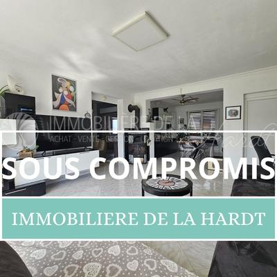 Maison - 266 m² - 8 pièces