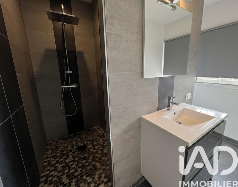 Maison - 96 m² - 5 pièces