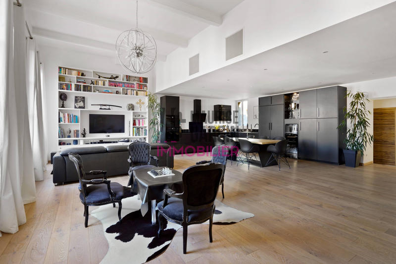 Appartement - 139 m² - 4 pièces