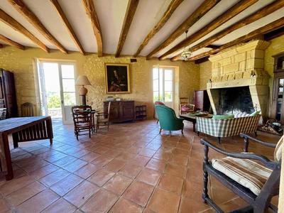 Maison - 286 m² - 9 pièces