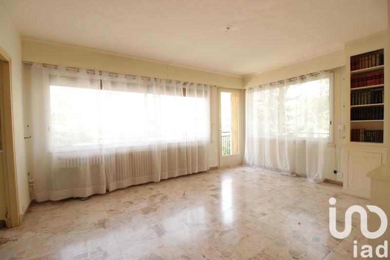 Appartement - 95 m² - 3 pièces