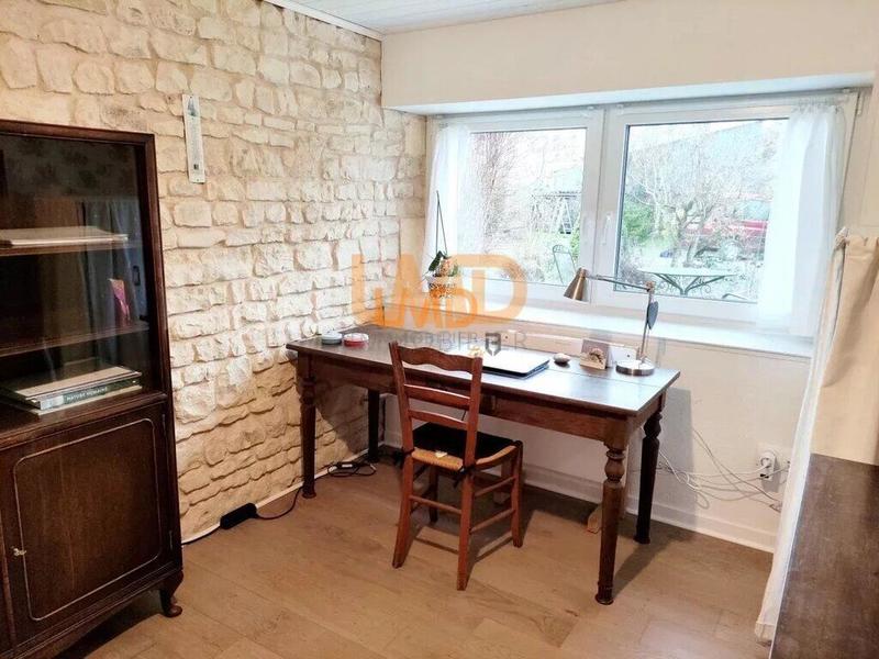 Maison - 232 m² - 8 pièces