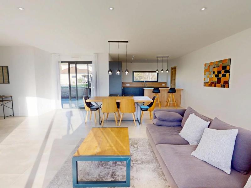 Pavillon - 145 m² - 6 pièces