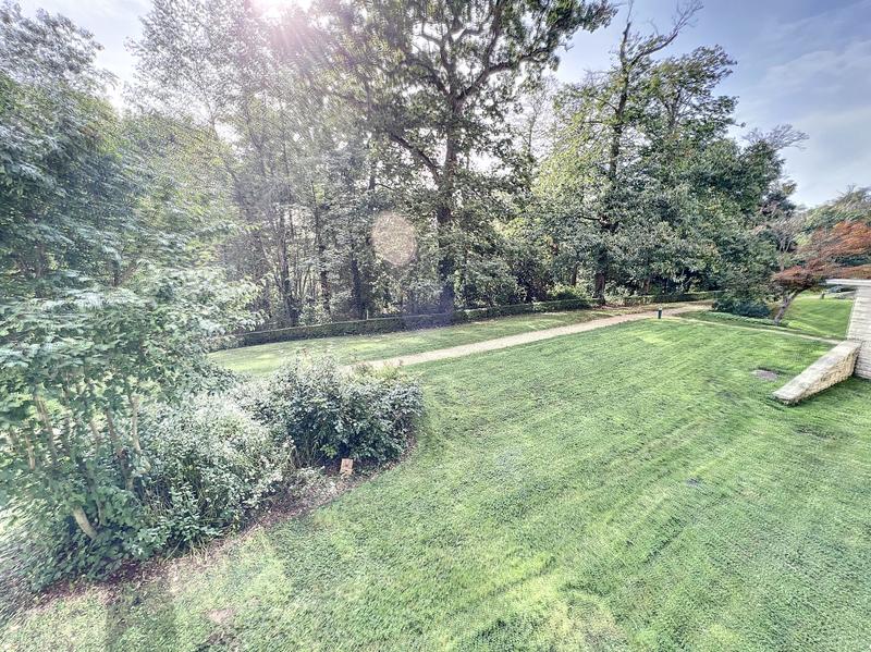 Appartement - 111 m² - 5 pièces