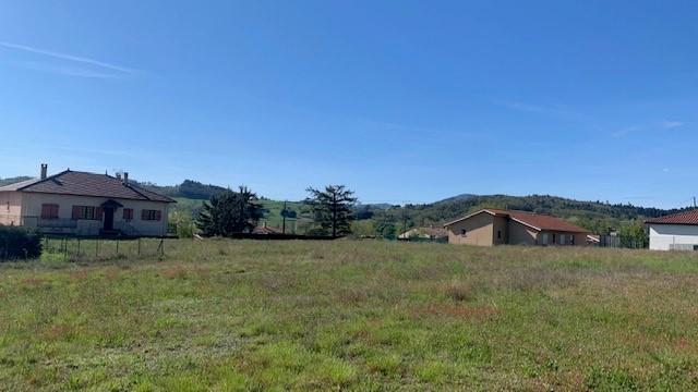 Terrain constructible - 590 m²