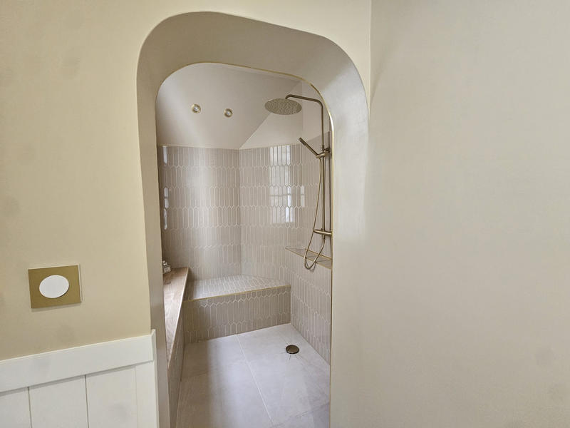 Appartement - 153 m² - 5 pièces