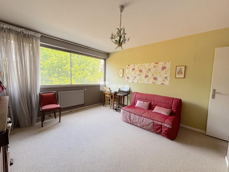 Appartement - 75 m² - 3 pièces