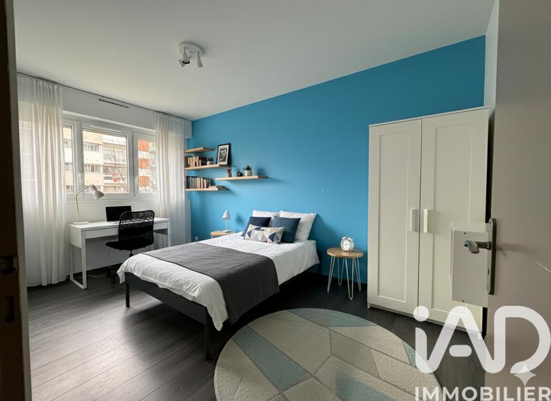 Appartement - 87 m² - 5 pièces