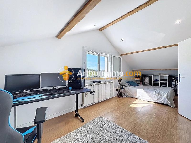 Maison - 138 m² - 5 pièces