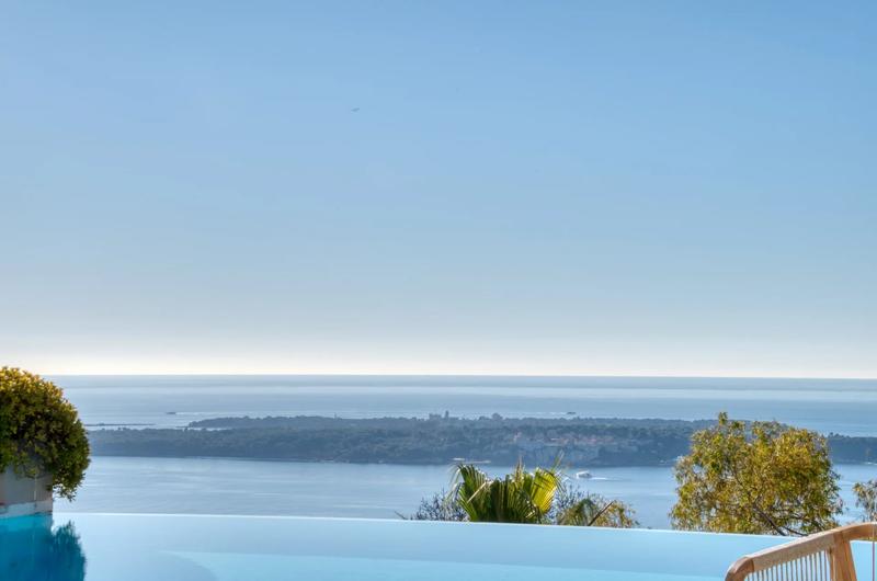 Villa - 320 m² - 6 pièces