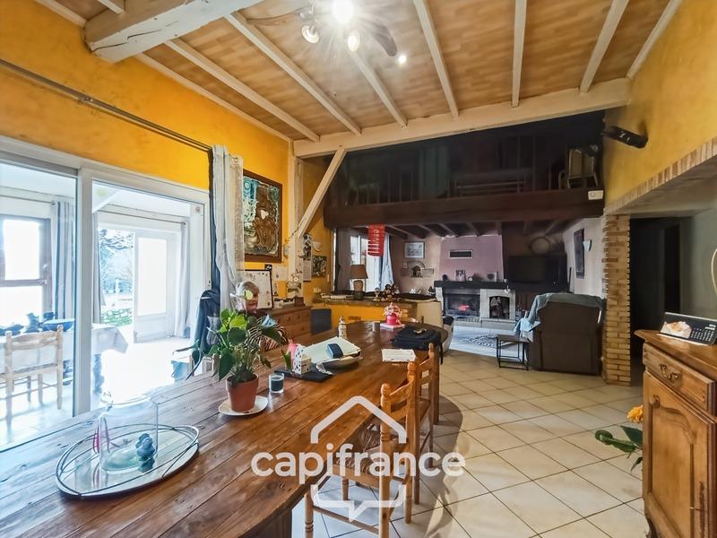 Maison - 148 m² - 7 pièces