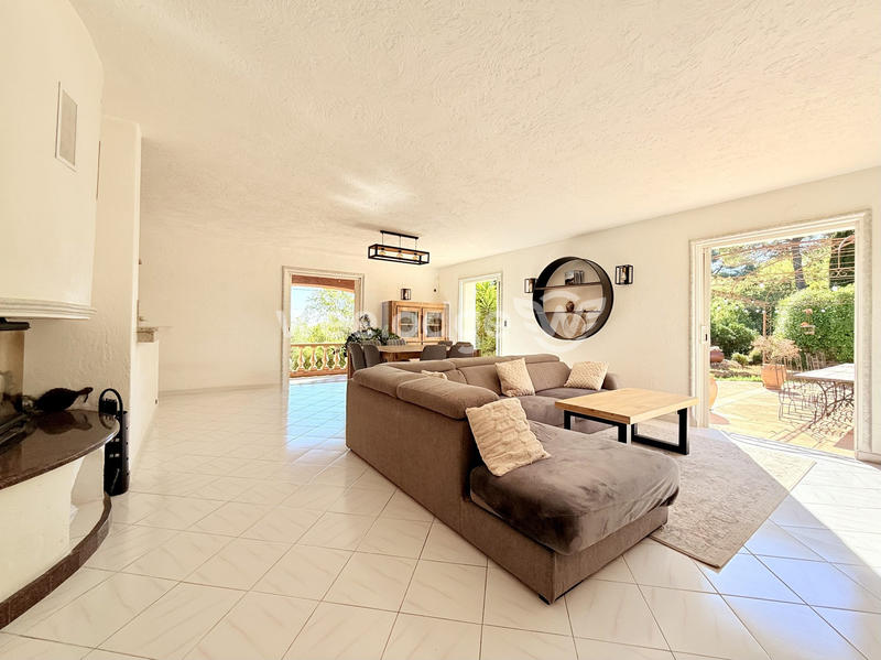 Villa - 153 m² - 6 pièces