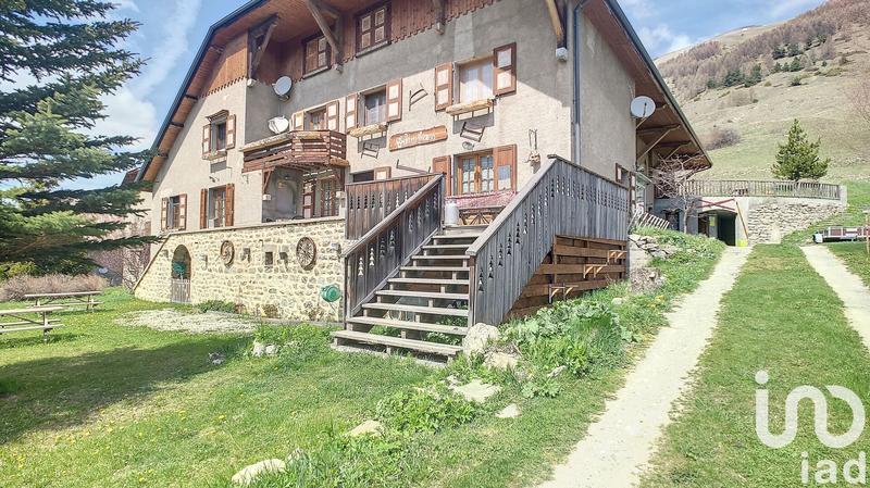 Châlet - 385 m² - 15 pièces