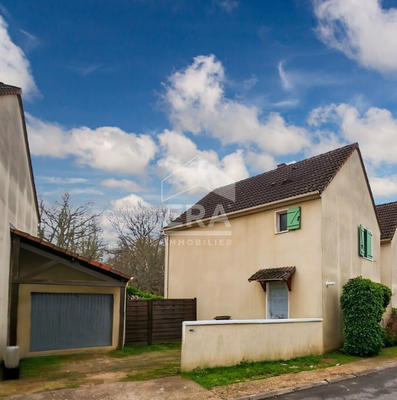 Maison - 89 m² - 4 pièces