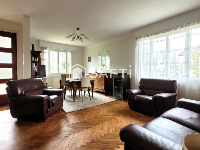 Maison - 99 m² - 4 pièces