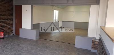 Local commercial - 207 m²