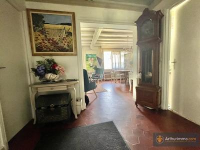 Maison - 177 m² - 8 pièces