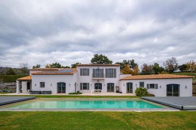 Villa - 252 m² - 9 pièces