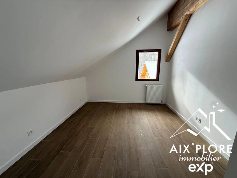 Maison - 98 m² - 4 pièces