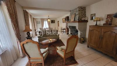 Maison de village - 200 m² - 9 pièces