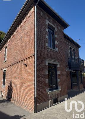 Maison - 204 m² - 8 pièces