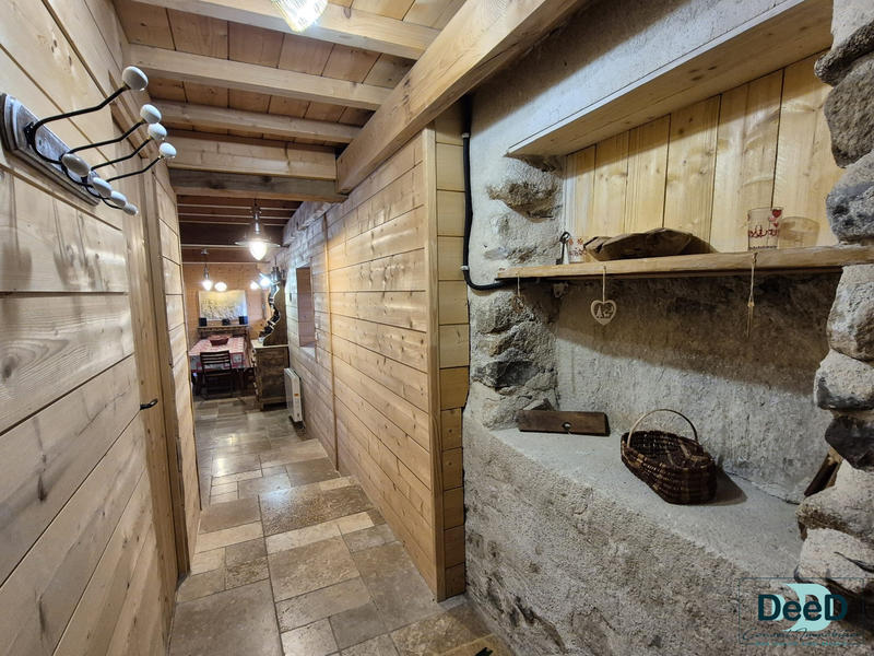 Maison - 140 m² - 4 pièces