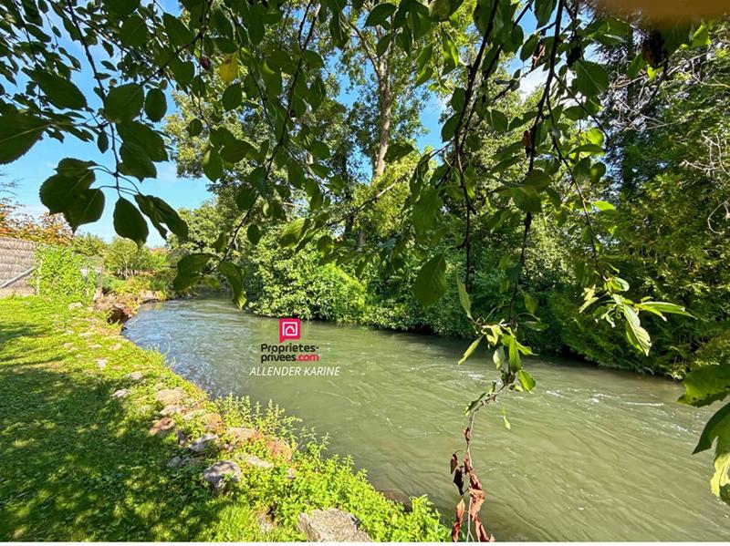 Maison - 258 m² - 6 pièces