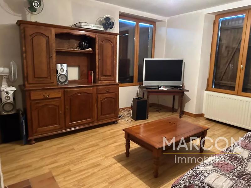 Maison - 213 m² - 15 pièces