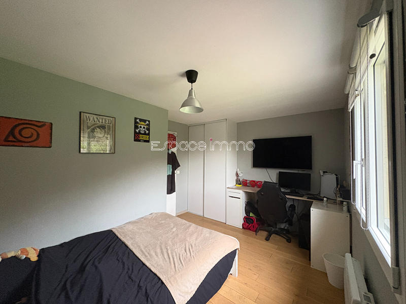 Maison - 143 m² - 6 pièces