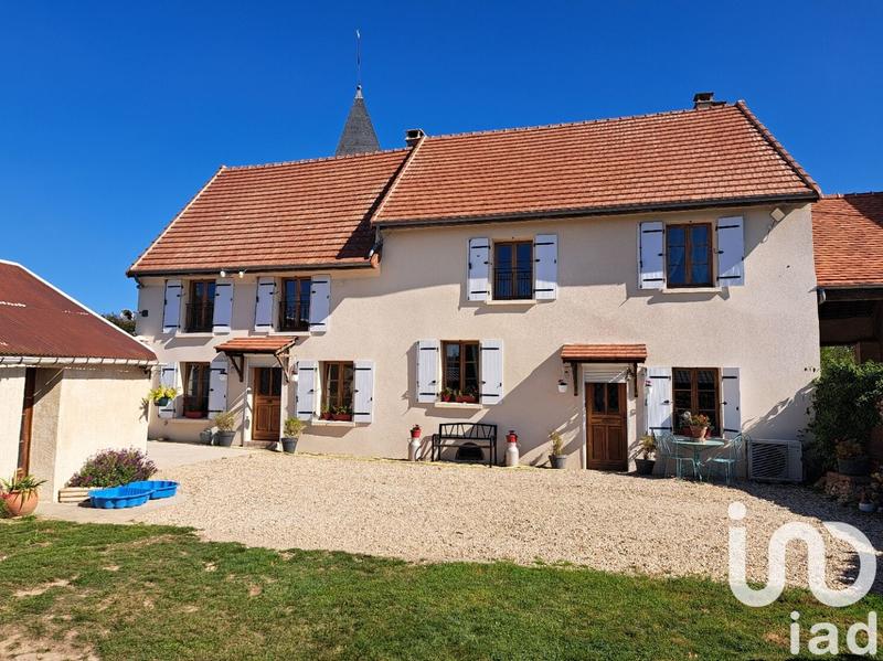 Maison de village - 164 m² - 7 pièces